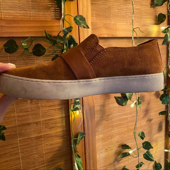 Frye Lena Harness Slip-on in camel suede sz 8.5 - Picture 4 of 7